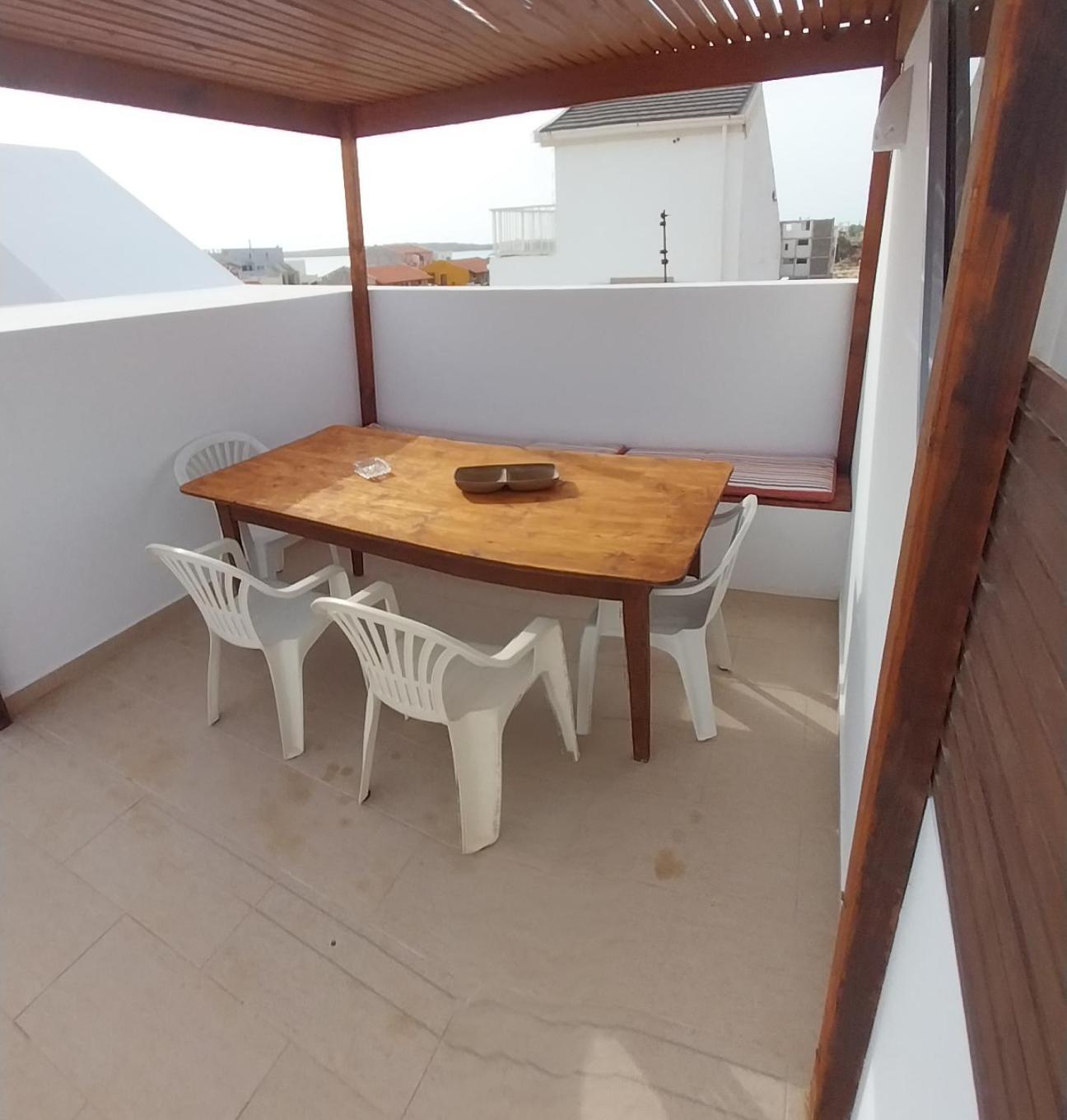 Cala Da Lua Apartments ซาลเรย์ ภายนอก รูปภาพ