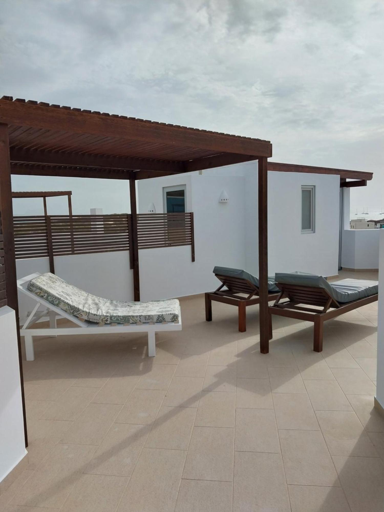 Cala Da Lua Apartments ซาลเรย์ ภายนอก รูปภาพ