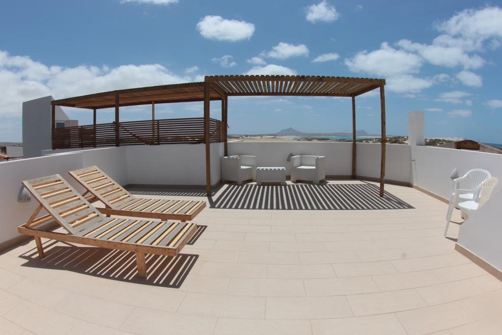 Cala Da Lua Apartments ซาลเรย์ ภายนอก รูปภาพ