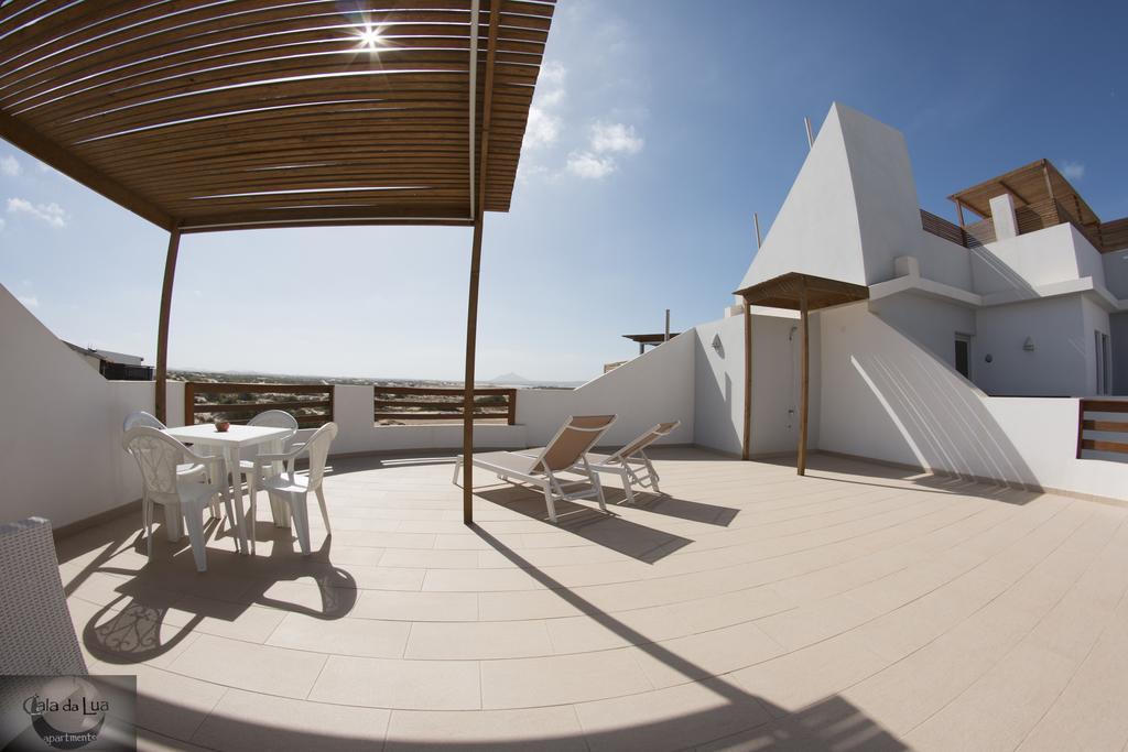 Cala Da Lua Apartments ซาลเรย์ ภายนอก รูปภาพ