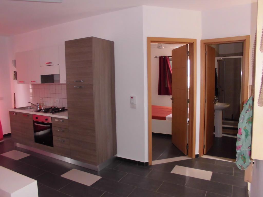 Cala Da Lua Apartments ซาลเรย์ ภายนอก รูปภาพ