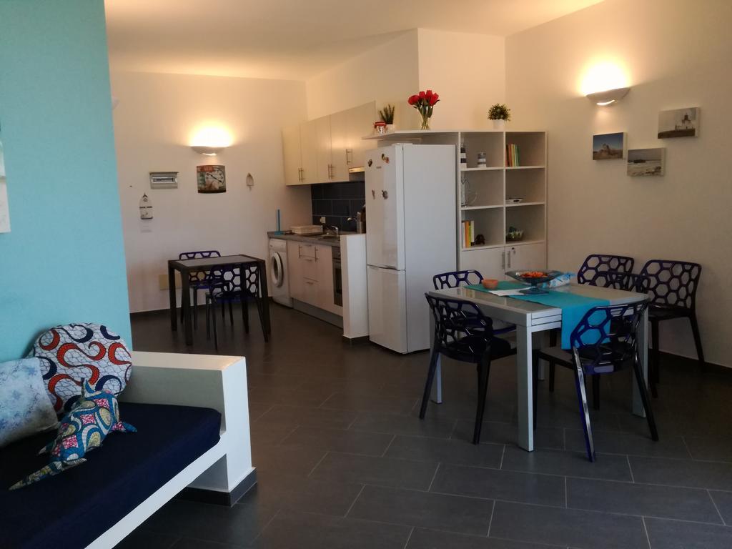 Cala Da Lua Apartments ซาลเรย์ ภายนอก รูปภาพ